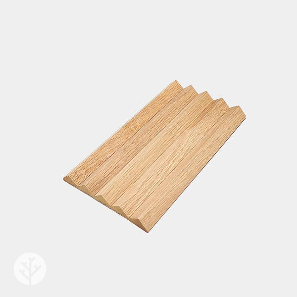Feature card included in sample box explaining Flutto panel specifications and installation